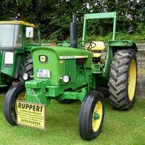 =John Deere 2130, präsentiert bei der Oldtimerausstellung in Gudensberg, Juli 2016