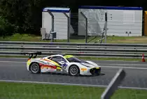 Ferrari Challenge Europa Training am 16.6.2016. Nr.157, Ferrari 458 Italia, für´s Support Rennen der 84. 24h Le Mans