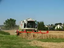 CLAAS Lexion 430 am 20.07.16 beim Weizen Dreschen bei Maintal Wachenbuchen