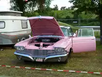 Imperial Crown Sedan auf dem US-Car-Treffen in Stadtbredimus (Lux.) am 02.07.2016