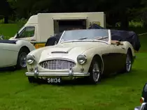 Austin Healey 100-6 bei den Luxembourg Classic Days 2016 in Mondorf