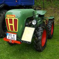 =Holder, steht bei der Oldtimerausstellung in Gudensberg, Juli 2016