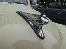 =Kühlerfigur des de Soto, gesehen bei der Oldtimerausstellung in Gudensberg, Juli 2016