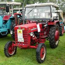 =IHC D 324, präsentiert bei der Oldtimerausstellung in Gudensberg, Juli 2016