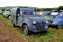 2CV Lieferwagen  Kasten-Ente  Citroen, beim 7. Internationalen Deutschlandtreffen der Freunde des 2CV 2016. Mechernich Kommern 30.7.2016 