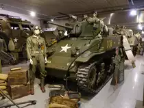 Normandy Tank Museum, Light Tank M5A1, Cadillac Motor Car Division, 32 to. Gewicht, 
Cadillac Motor Serie 42, 8 Zylinder, 37 mm Kanone (13.07.2016)