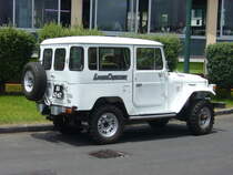 Profilansicht eines Toyota Land Cruiser FJ40 des Modelljahres 1979. 28.07.2016 auf Madeira.