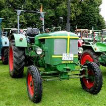 =Deutz, steht bei der Oldtimerausstellung in Gudensberg im Juli 2016