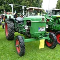 =Deutz D 30 S, Bj. 1962, steht bei der Oldtimerausstellung in Gudensberg im Juli 2016