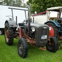 =dieser Ferguson konnte bei der Oldtimerveranstaltung in Gudensberg bewundert werden, Juli 2016