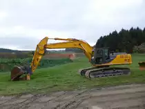 Hitachi Zaxis ZX 350 LC-3 eingesetzt beim Bau der B50n, 24.04.2016