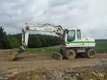 Liebherr A 316 Litronic wurde eingesetzt beim Neubau der L40 zwischen Helenenberg und Eisenach, 17.05.2009