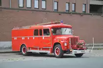 Tanklöschfahrzeug International Loadstar 1800 Aufbau Wasterlain der Feuerwehr Braine-le-Comte, aufgenommen 21.07.2014 am Luchtmachtlaan Etterbeek