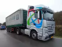 Mercedes-Benz Actros aufgenommen am 24.01.2016