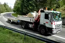 Mercedes-Benz Actros 1832 Pritsche mit Terex Kran. Regen 23.08.2016