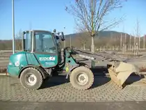 Volvo L 25B auf einem Parkplatz in Konz, 13.01.2008