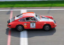 Nr.11 Koenzen-Conrad-Kolter auf Porsche 912 auf der Zielgeraden, Youngtimer Festival Spa 24.7.2016, FHR Langstreckencup vom Dach der Boxengasse 