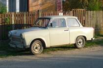 Gut erhaltener Trabant in Gavavencsellö, Ungarn, 29.5.16