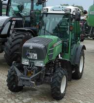 =Fendt 207 V steht bei Raiffeisen-Technik in Gudensberg im Juli 2016