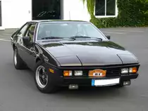 Bitter SC Coupe. 1981 - 1989. Hier wurde einer von insgesamt 488 produzierten SC abgelichtet. Die Automanufaktur des Erich Bitter in Schwelm verwendete zum größten Teil Opel Technik. Das Modell SC basiert auf dem Opel Senator. Der 6-Zylinderreihenmotor leistet 180 PS aus 3.0l Hubraum. 3. Saarner Oldtimer Cup am 03.09.2016.