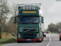 Volvo Sattelzug in der Nähe von Husum am 22.10.2014