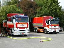 Feuerwehr Neu Isenburg MAN TGA WLF1 (Florian Isenburg 1/66-1) und MAN TGS WLF2 (Florian Isenburg 1/66-2) am 03.09.16 beim Tag der Offenen Tür