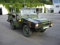 VW Typ 183  Iltis . 1978 - 1982. Im Auftrag der Bundeswehr sorgte das VW-Werk für die Weiterentwicklung des bewährten DKW Munga. Von den 9547 produzierten Fahrzeugen gingen 8800 an die Bundeswehr. Die restlichen wurden für knapp DM 40.000,00 an Privatpersonen ausgeliefert. Der 4-Zylinderreihenmotor hat einen Hubraum von 1714 cm³ und leistet 75 PS. 
3. Saarner Oldtimer Cup am 03.09.2016.