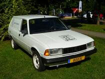 Peugeot 305, Vintage Cars & Bikes in Steinfort am 06.08.2016