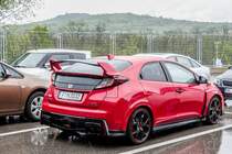 Honda Civic TypeR von hinten. Foto: April 2016, Paddock des Hungaroring.