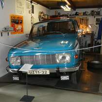 =Wartburg 1000 steht in der  Schraubergarage  der Automobilwelt Eisenach, Juli 2016