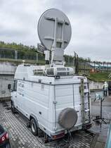 Mercedes-Benz W209 Broadcasting Fahrzeug des ungarischen staatlichen Mediendienstleisters auf dem WTCC Rennen am 24.04.2016.