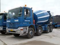 Mercedes-Benz Actros 3235 aufgenommen am 03.02.2013