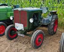 . Auch dieser Zettelmeyer Z1; Bj 1949; 2196 ccm; 25 Ps; 2 Zyl; war am 11.09.2016 zum Traktorentreffen von Everlingen gekommen.