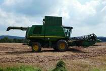=John Deere 9880i steht bereit für den nächsten Drescheinsatz, August 2016