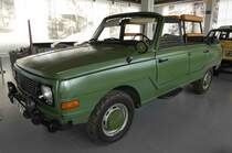 =Wartburg 353/400 steht in der Eisenacher Automobilwelt im Juli 2016. Von diesem Modell (3 Zyl.,992 ccm, 50 PS) wurden 8 Prototypen gefertigt.