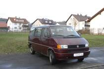 Viola`s Familienkutsche steht hinter dem Brgerhaus in 36100 Petersberg-Marbach am 30.11.08. Hab 5 Euro dafr geboten, aber leider nicht bekommen!