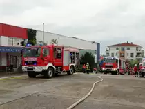 Feuerwehr Maintal MAN TGM LF10 (Neu) (Florian Maintal 4-43-1) und MAN TGM LF20 (Florian Maintal 1-46-1) am 01.10.16 bei der Jugendfeuerwehr Maintal Abschlussübung auf dem Gelände der Kelterei Höhl KG 