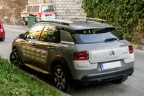 Citroen C4 Cactus, fotografiert in dem budapester Burgviertel, am 28.08.2016.