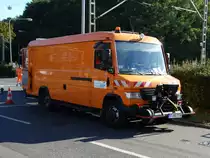 VGF Mercedes Benz Vario mit Zweiwege Einheit am 05.10.16 in Frankfurt Enkheim