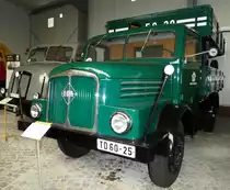 =Horch H 3 A, Bj. 1956, 80 PS, gesehen im sächsischen Nutzfahrzeugmuseum in Hartmannsdorf im Juli 2016