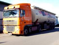 DAF-XF einer Deutschen Spedition am Weg zum Milchtrocknungswerk in Ried i.I.; 081204