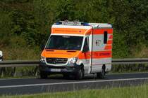 =MB Sprinter als Rettungsdienstfahrzeug unterwegs auf der B 27 im August 2016