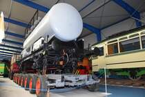 Ein Culemeyer zum Transport von Waggons im Oktober 2016 in Prora.