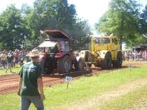 Ohne Probleme ein Full Pull. K700 beim 2.Russentraktortreffen in Oberlungwitz 2007