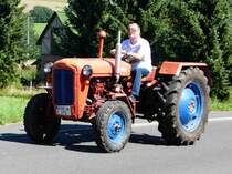 =MF 35 unterwegs beim Festzug anl. Pferdsdorfer Oldtimertag im August 2016