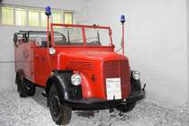 Ein Mercedes-Benz LF 8-TS, Baujahr 1958, im Oktober 2016 in Prora.