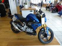 BMW G 310 R beim Tag der offenen Tür eines Motorradhändlers in Trier, 16.10.2016