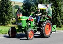 =Deutz unterwegs beim Festzug anl. Pferdsdorfer Oldtimertag im August 2016