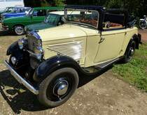 Peugeot 201 Cabrio, dieses erfolgreiche Modell wurde in vielen Karosserieversionen gebaut, in der Zeit von 1929-37 ber 140.000 Stck, Bulldogtreffen Rheinhausen, Aug.2016