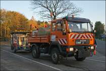 MAN LE10.220 mit Absperrtafel der Autobahnmeisterei Ldenscheid. (20.10.2008) 
